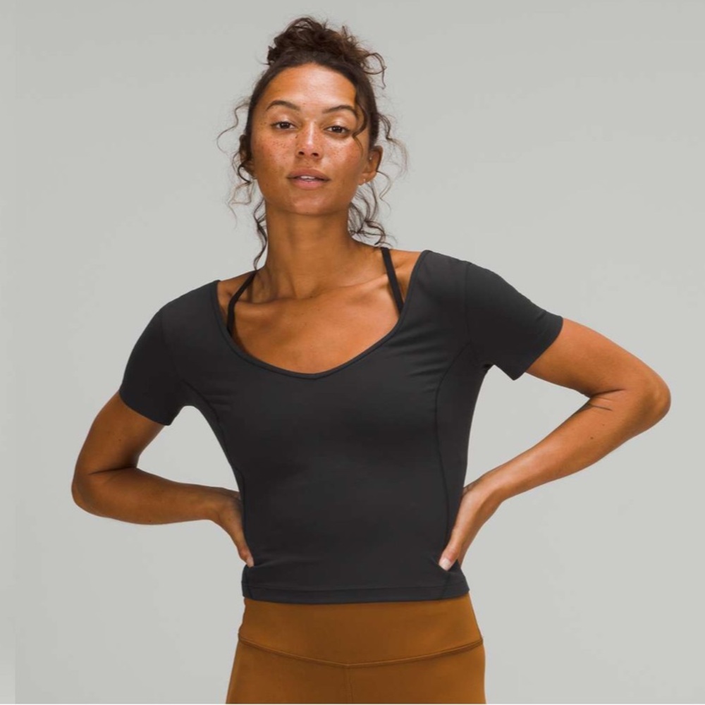 lululemon athletica Black Align Short Sleeve Tee